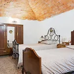 Domus Julia Apartment *
