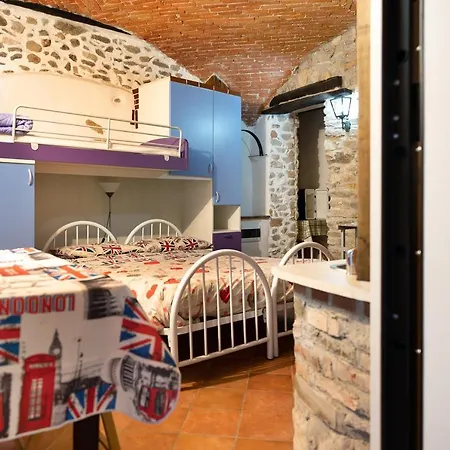 Domus Julia 公寓 Garessio